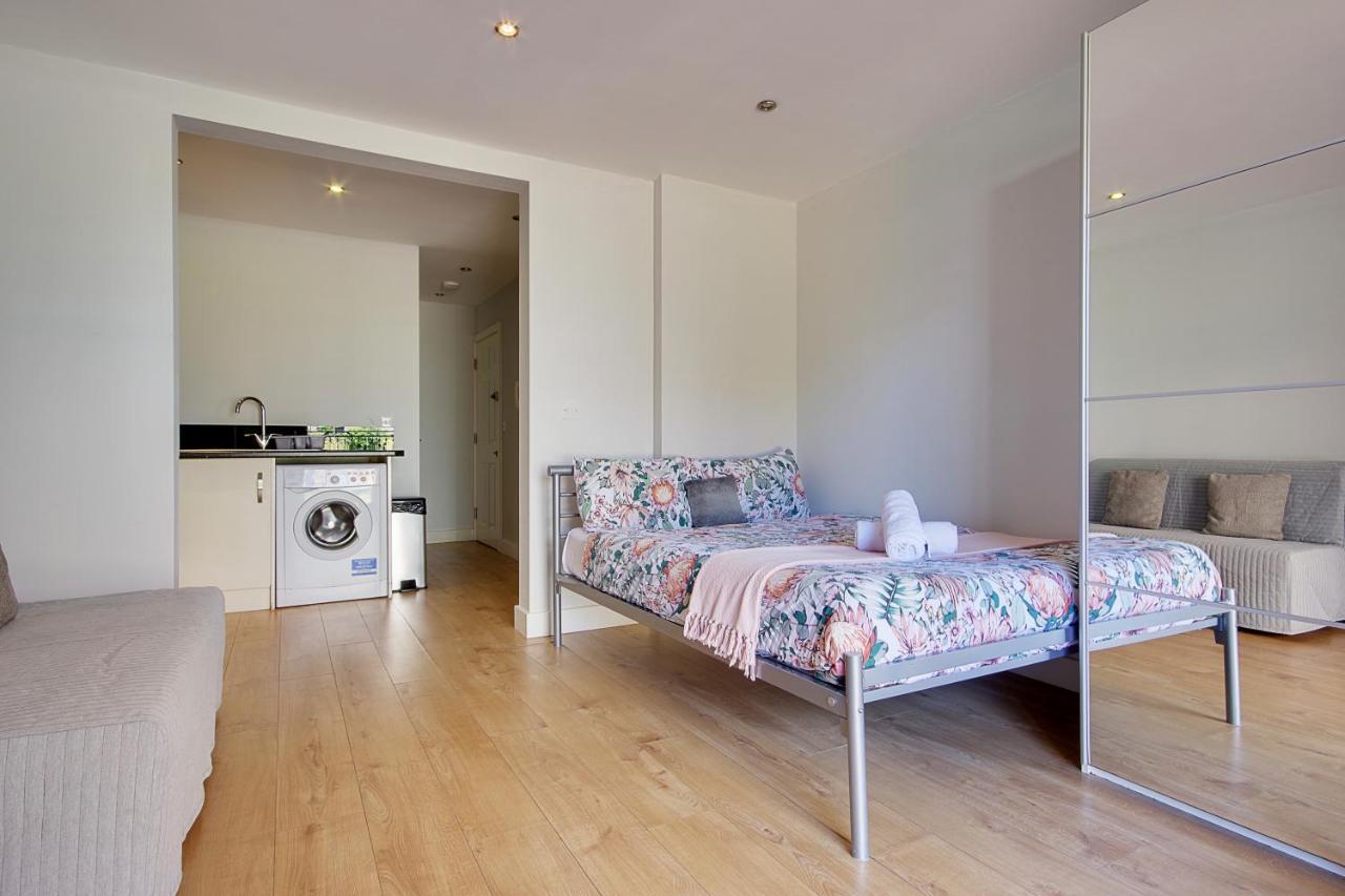 Turay Court Holiday Apartments Bournemouth Exterior foto